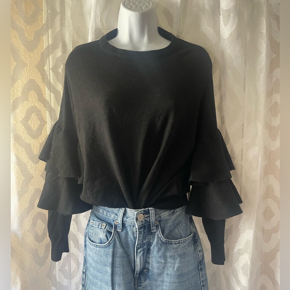 Avec Knit black knit flare ruffle sleeve top ML